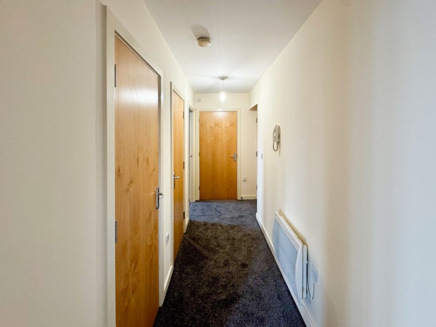 Images for 83 Aintree House