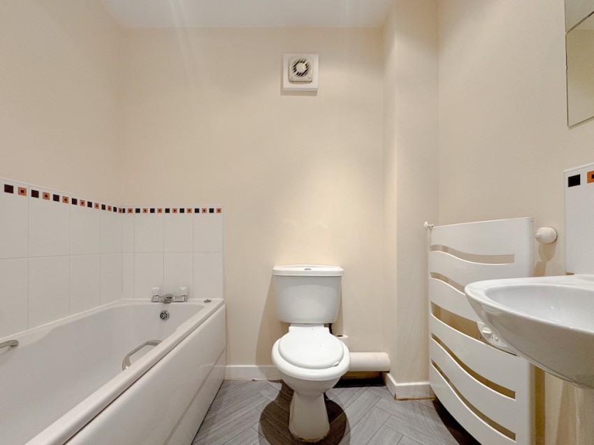 Images for 83 Aintree House