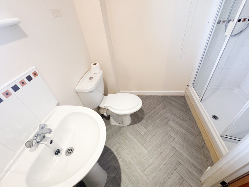 Images for 83 Aintree House